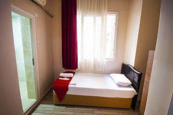 Cicek Palas Otel İzmir Kültér fotó